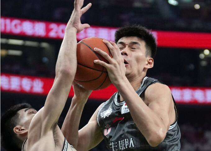 谈及福登补时送点，瓜帅表示：“不要送出那样的点球，那样比赛就结束了。